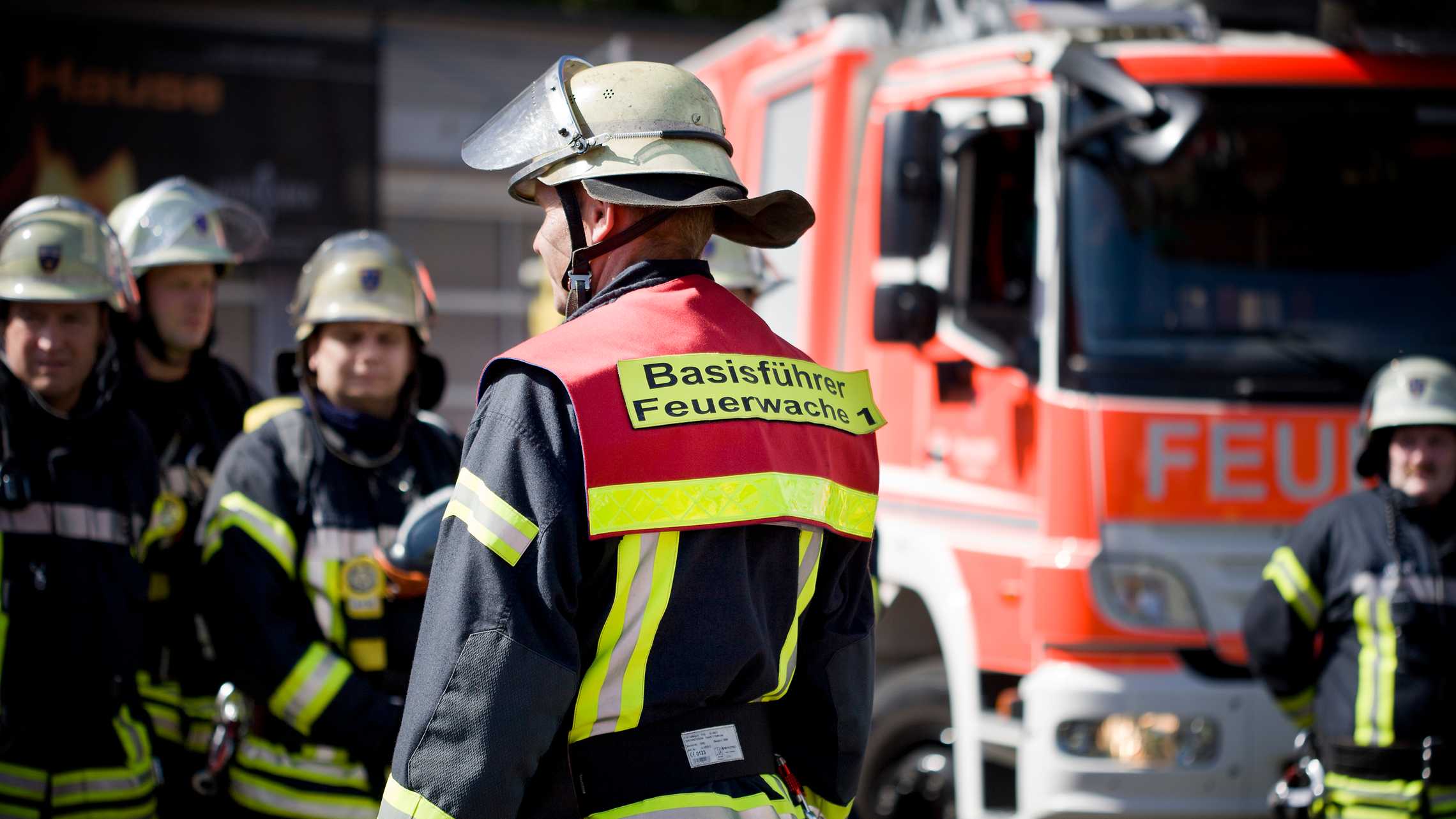 Brennender Aschenbecher sorgt für Feuerwehreinsatz